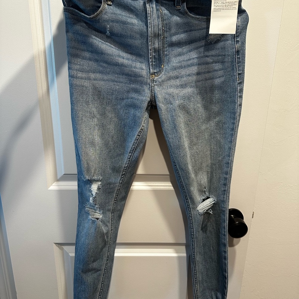 Abercrombie NWT 4R Blue Skinny Jeans